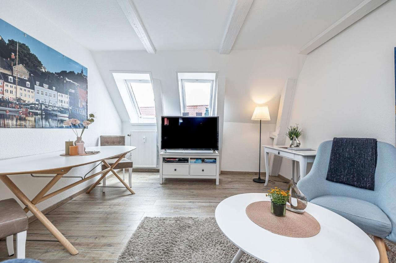 Fewo1846 - Im Sonnenhof - Komfortable 2-Zimmer-Wohnung Im Stadtzentrum Flensburg Kültér fotó