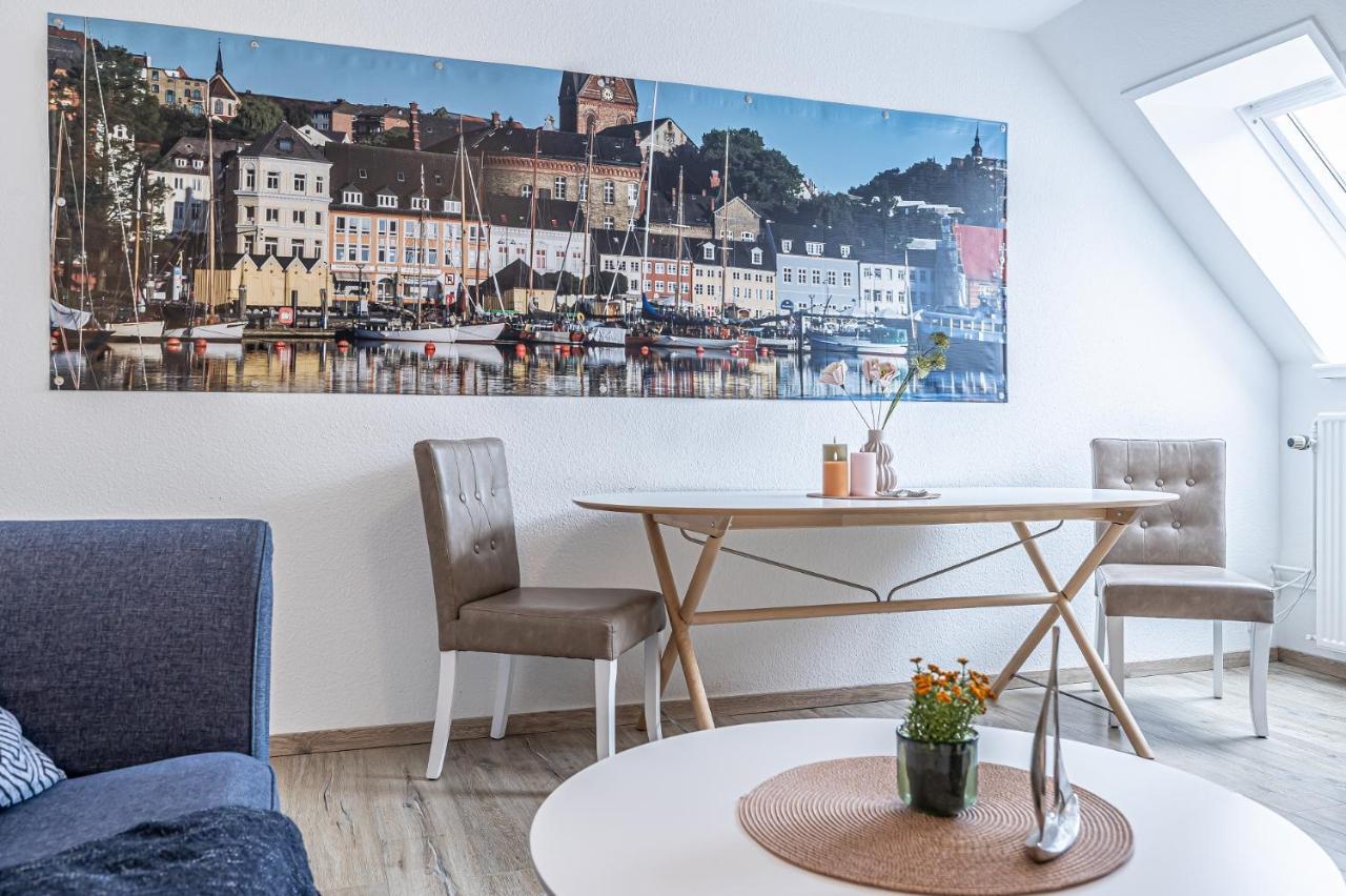 Fewo1846 - Im Sonnenhof - Komfortable 2-Zimmer-Wohnung Im Stadtzentrum Flensburg Kültér fotó